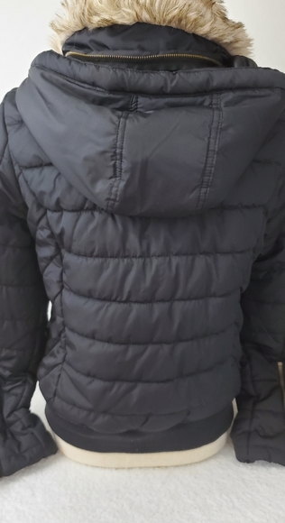 Aeropostale Black Faux Fur Hooded Quilted Jacket - Picture 4 of 12